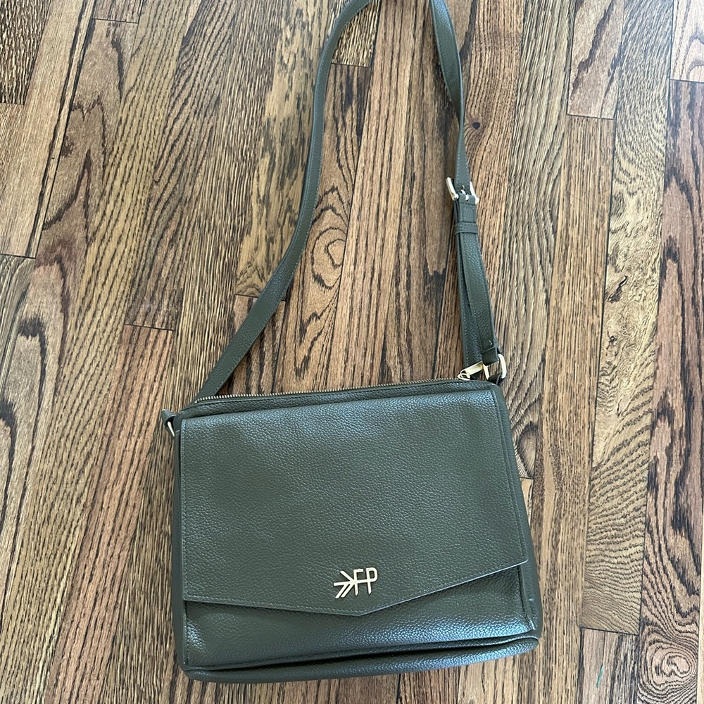 Freshly Picked Classic Cross body bag